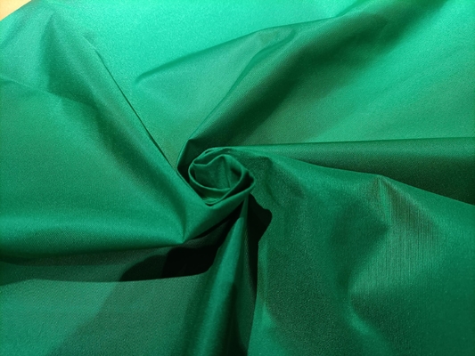 Pu 75d*300d покрывая ткань 125gsm поли Taslon для пользы куртки